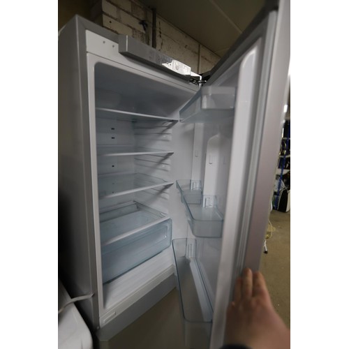 88 - Samsung fridge freezer silver - warranted until 12 noon Tuesday following the above sale