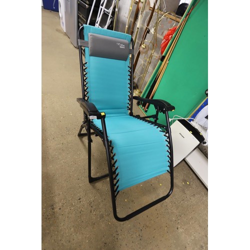 99 - Active sport fold up chair