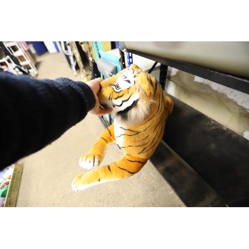 103 - Tiger soft toy