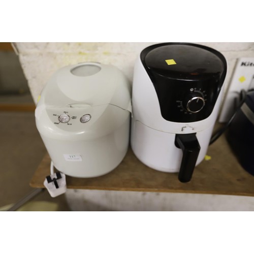 117 - Air fryer & bread maker - warranted until noon Tuesday following the above sale