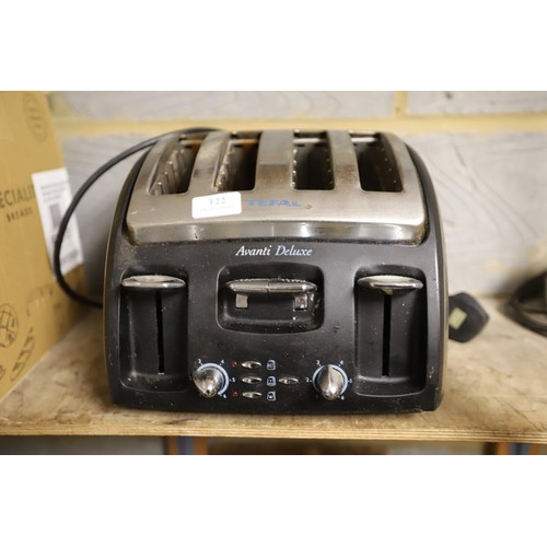 122 - Tefal toaster - warranted until 12 noon Tuesday following the above sale