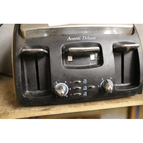 122 - Tefal toaster - warranted until 12 noon Tuesday following the above sale