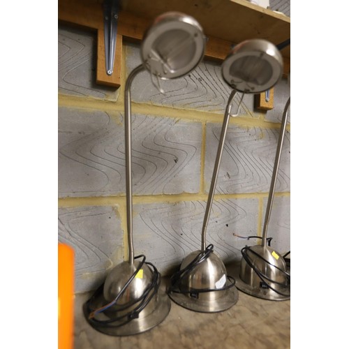 123 - 4 modern flexible desk lamps - warranted until 12 noon Tuesday following the above sale