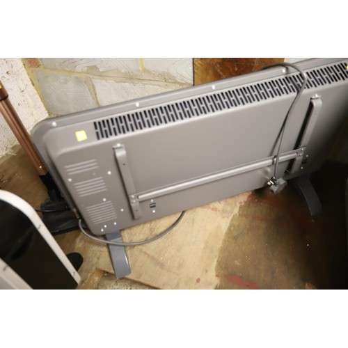 131 - Princes electrical heater - warranted until 12 noon Tuesday following the above sale