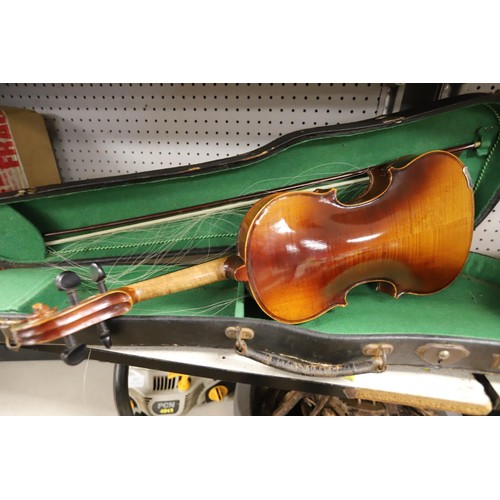 177 - Antique violin in case, a/f