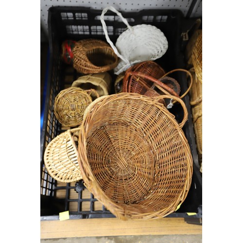 217 - Qty of various baskets