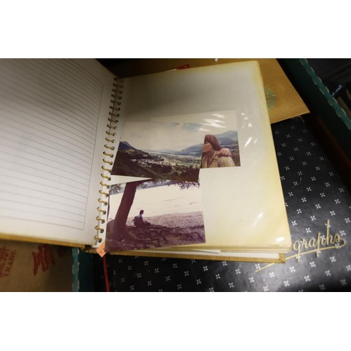 232 - Box with various photo albums