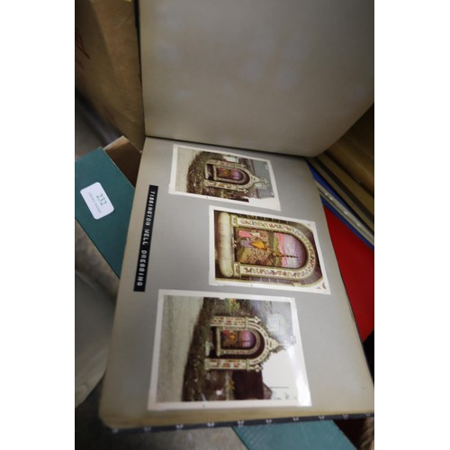 232 - Box with various photo albums