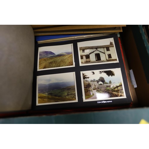 232 - Box with various photo albums