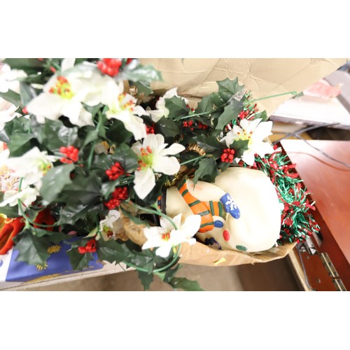 269 - Qty of Christmas decorations