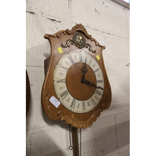 392 - Vintage German oak wall clock (no weights)