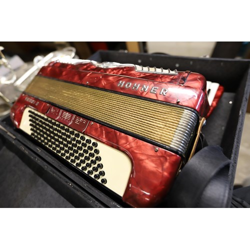 478 - Hohner piano accordion