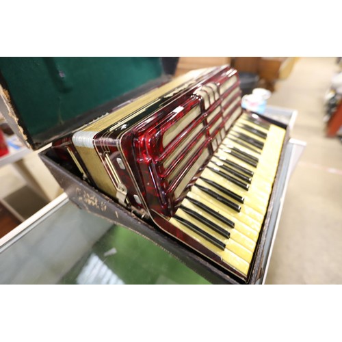 481 - Piano accordion