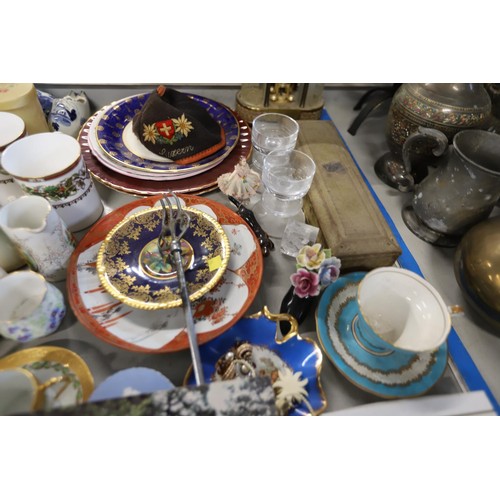 501 - Qty of collectables, incl clock, candlesticks, cups, saucer, cutlery, etc