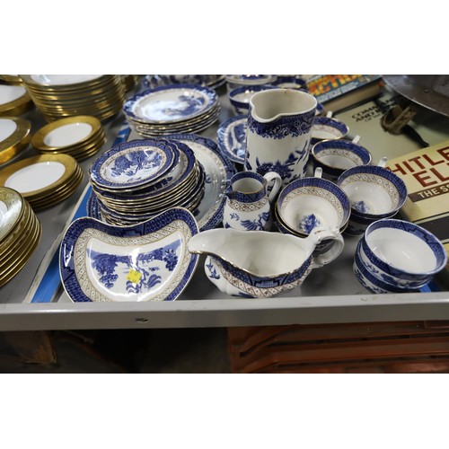 509 - 1920s Booths b/w willow pattern table ware