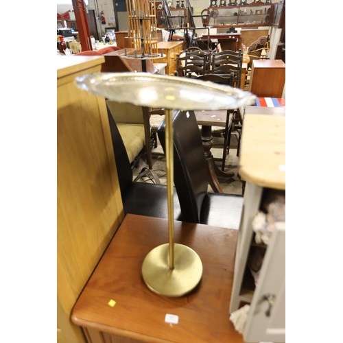 521 - Brass side table