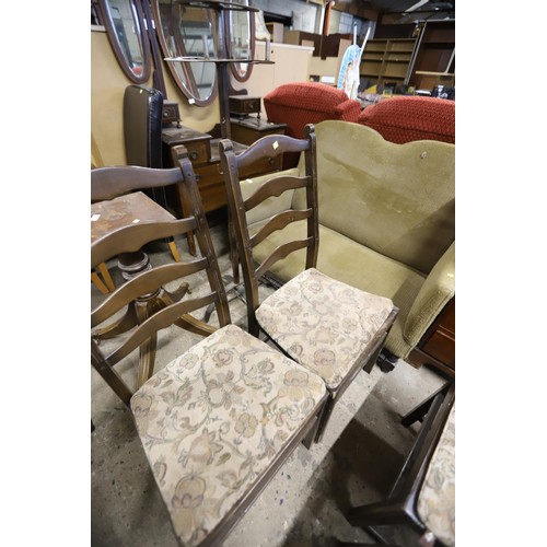 532 - 6 dining chairs