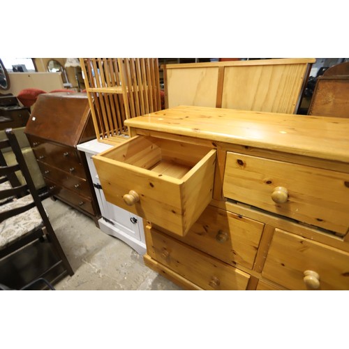 541 - Pine chest