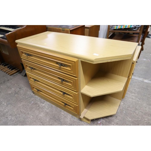 560 - Corner chest & bedside cabinet