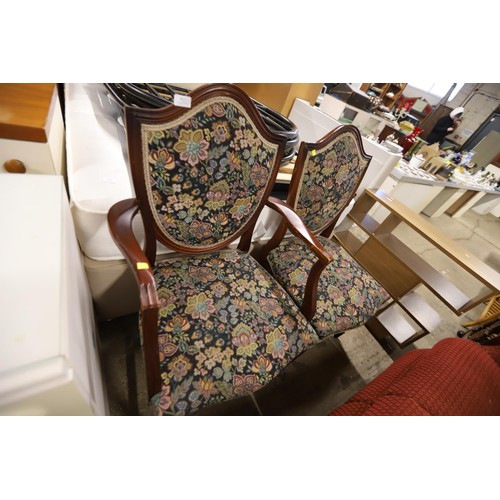 567 - 2 dining chairs