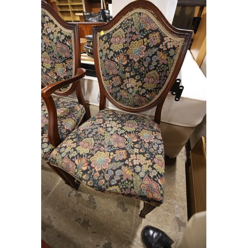 567 - 2 dining chairs