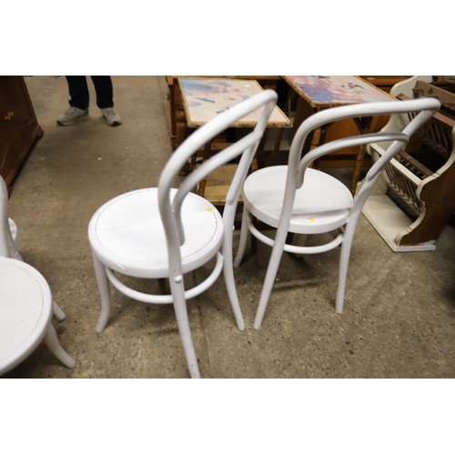 584 - 2 adult/2 children's Bentwood chairs