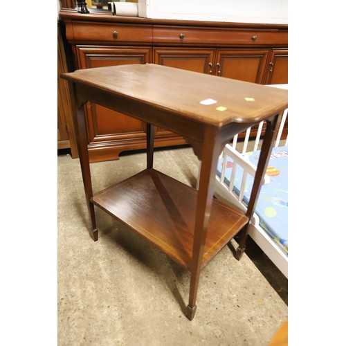 589 - Edwardian mahogany occasional table with inlay