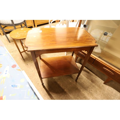 589 - Edwardian mahogany occasional table with inlay