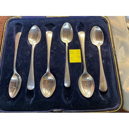 432 - Various silver plated quality cutlery