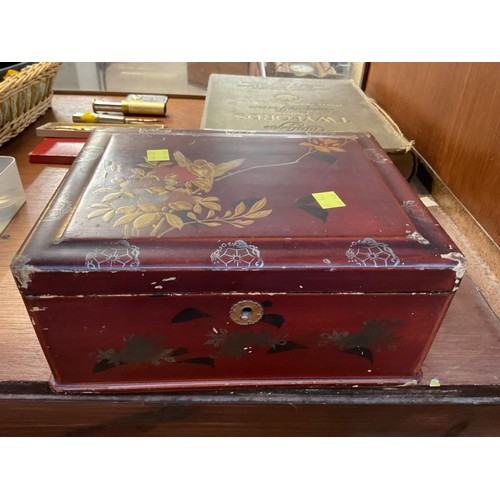 434 - Lacquered box with small misc items, incl various watches, cufflinks, rings, pens, etc