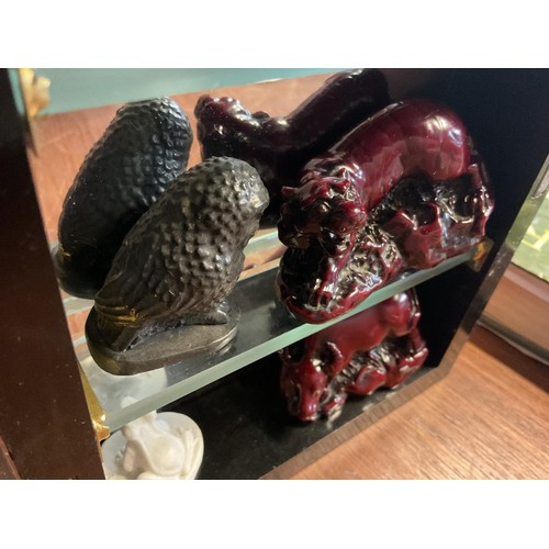 463 - Small display case with onyx, etc small animals