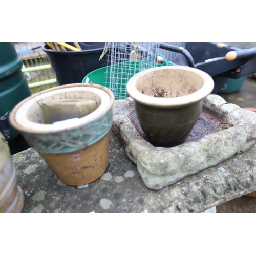 20 - Qty of small pots