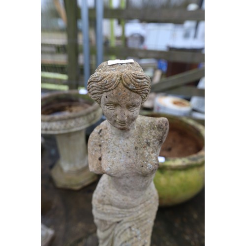 34 - Venus garden ornament