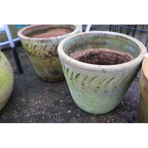 38 - 3 x garden pots