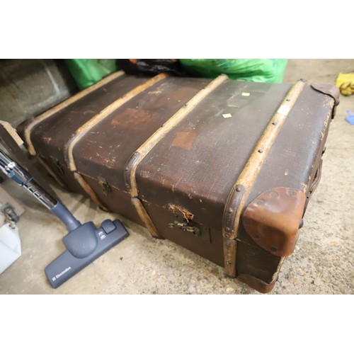 120 - Antique trunk