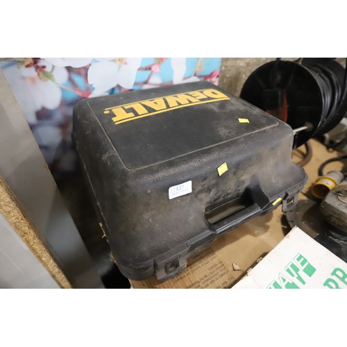 127 - DeWalt circular saw 110v