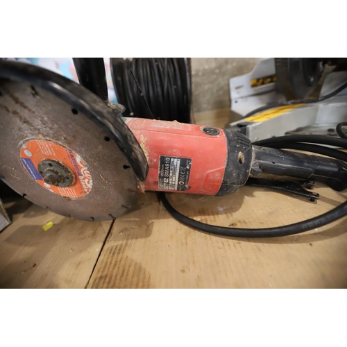 130 - Angle grinder - warranted until 12 noon Tuesday following the above sale