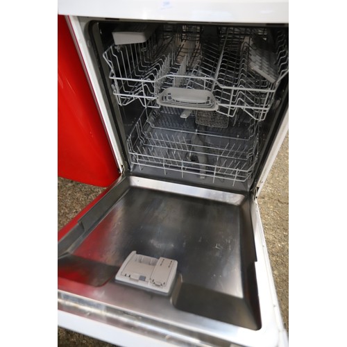 200 - Bosch dishwasher - warranted until 12 noon Tuesday following the above sale