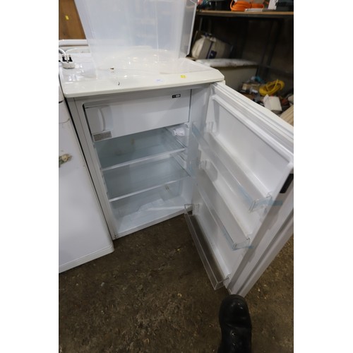 204 - LEC fridge - warranted until 12 noon Tuesday following the above sale