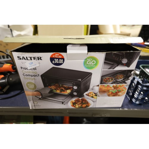 239 - Salter 9L toaster oven - warranted until 12 noon Tuesday following the above sale