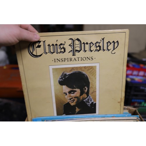 251 - Over 100 records, Elvis, Bob Dylan, Carpenters, Cliff, etc