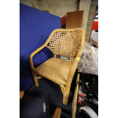 256 - 2 child's chairs