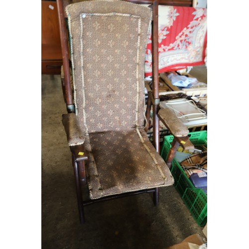 634 - Antique pair of folding/reclining chairs