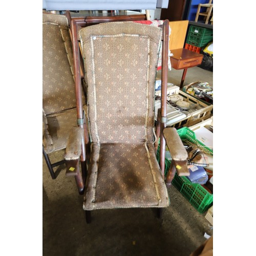 634 - Antique pair of folding/reclining chairs