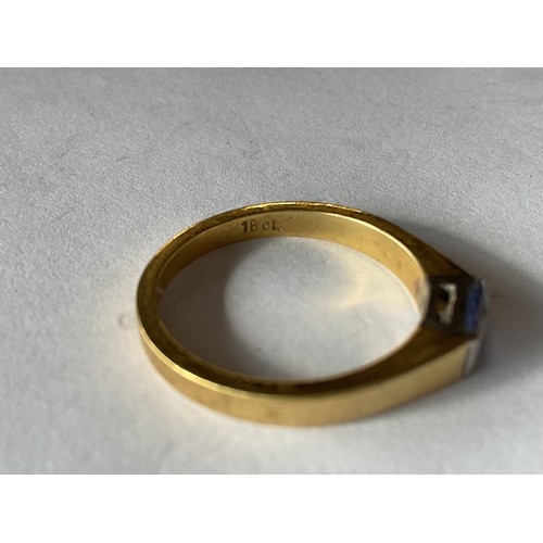 407 - Stamped 18ct gold ring 4.2gms total