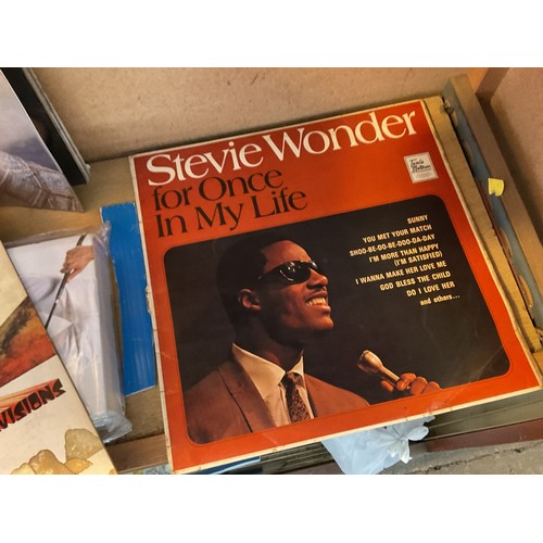 470 - 5 Stevie Wonder records