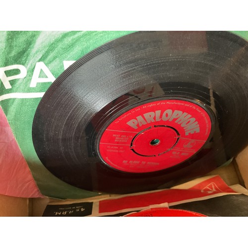 476 - Box of various single records