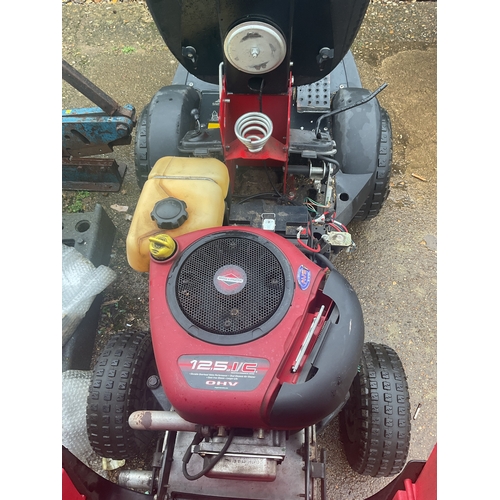 67A - Mountfield 2125H ride on lawnmower