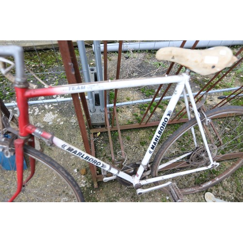 49 - Men's racing bike