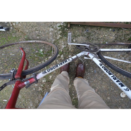 49 - Men's racing bike